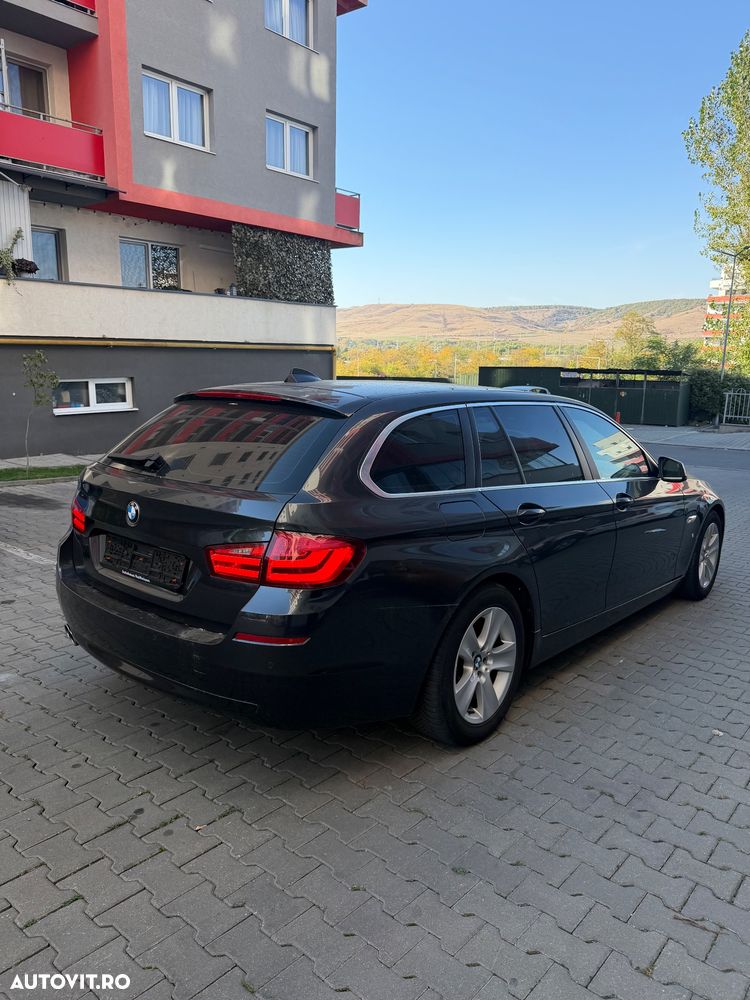 BMW Seria 5 520d - 5