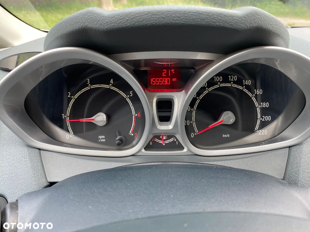 Ford Fiesta 1.25 Titanium - 24