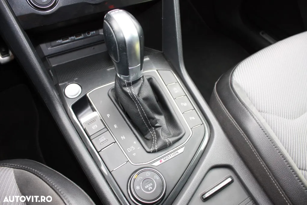 Volkswagen Tiguan 2.0 TDI 4Mot DSG Highline - 9