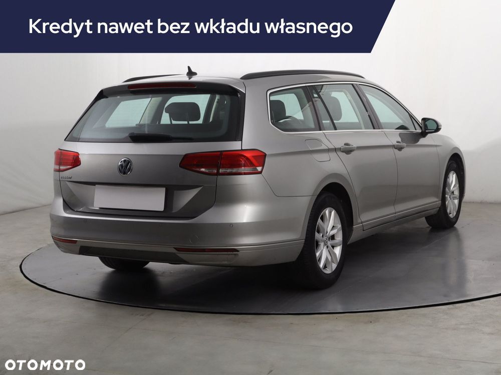 Volkswagen Passat Variant - 7