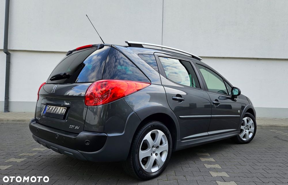 Peugeot 207 120 VTi Outdoor - 21