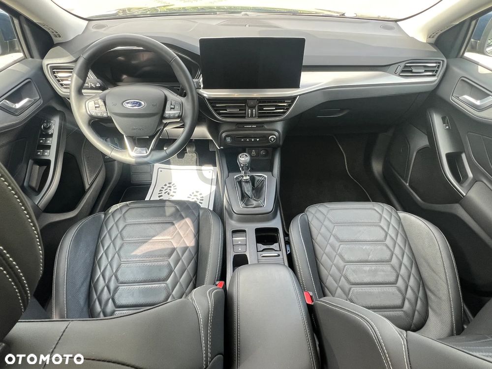 Ford Focus 1.0 EcoBoost Titanium X - 9