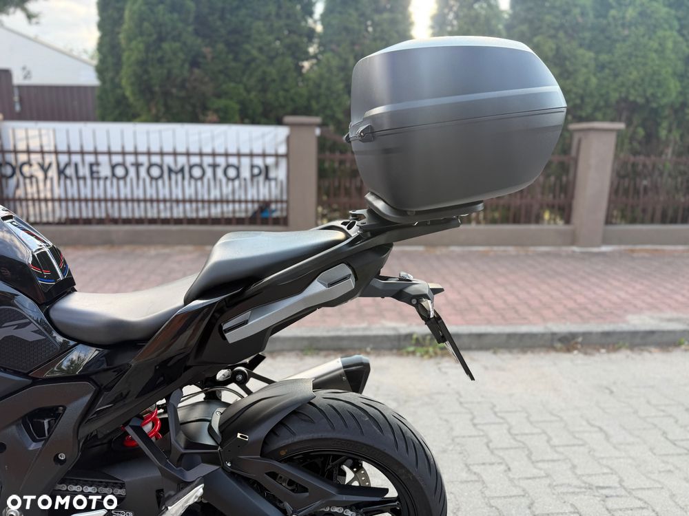 BMW XR - 27