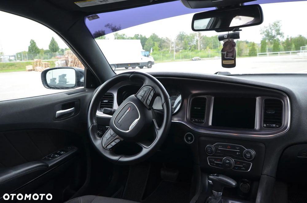 Dodge Charger 5.7 R/T - 33