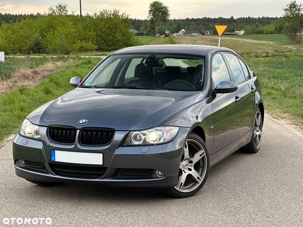 BMW Seria 3 318i - 35