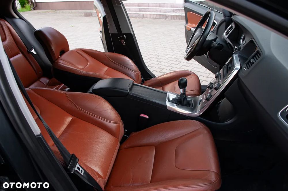 Volvo S60 D4 Summum - 13