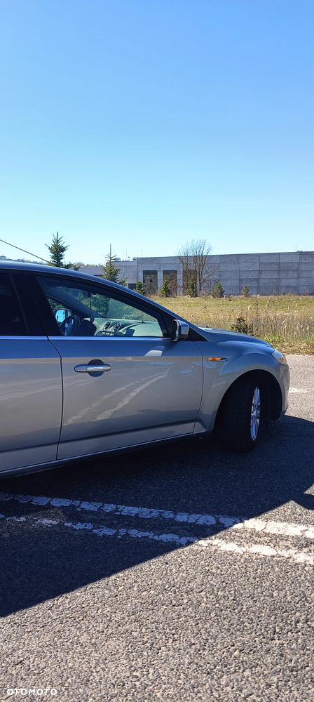 Ford Mondeo 1.8 TDCi Ghia - 9