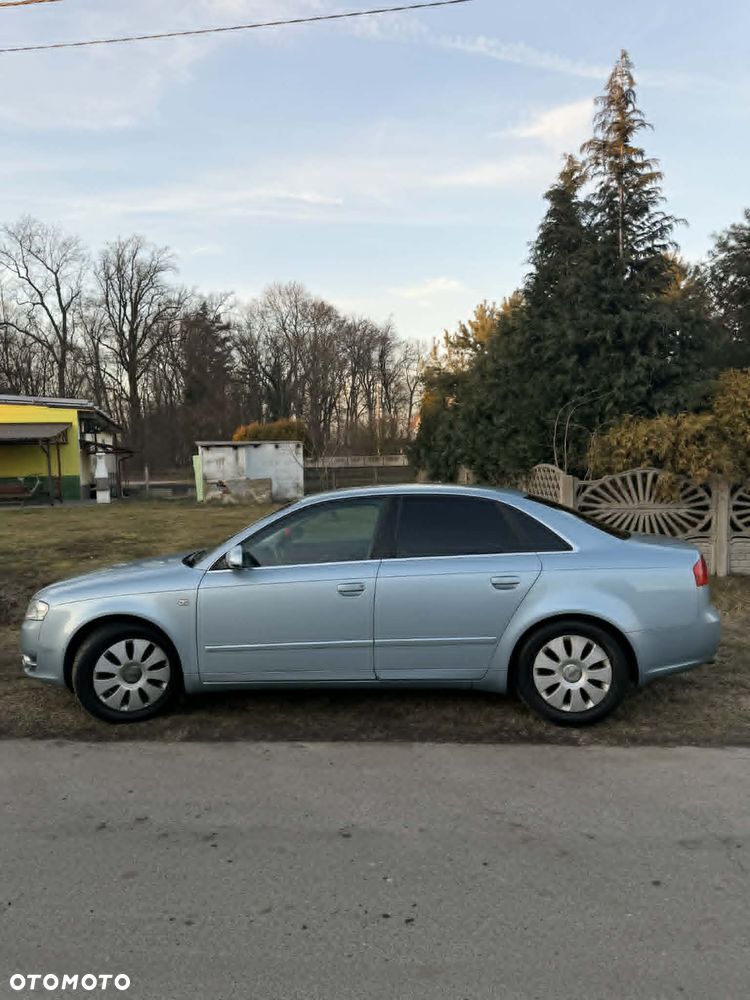 Audi A4 Limousine 2 - 4