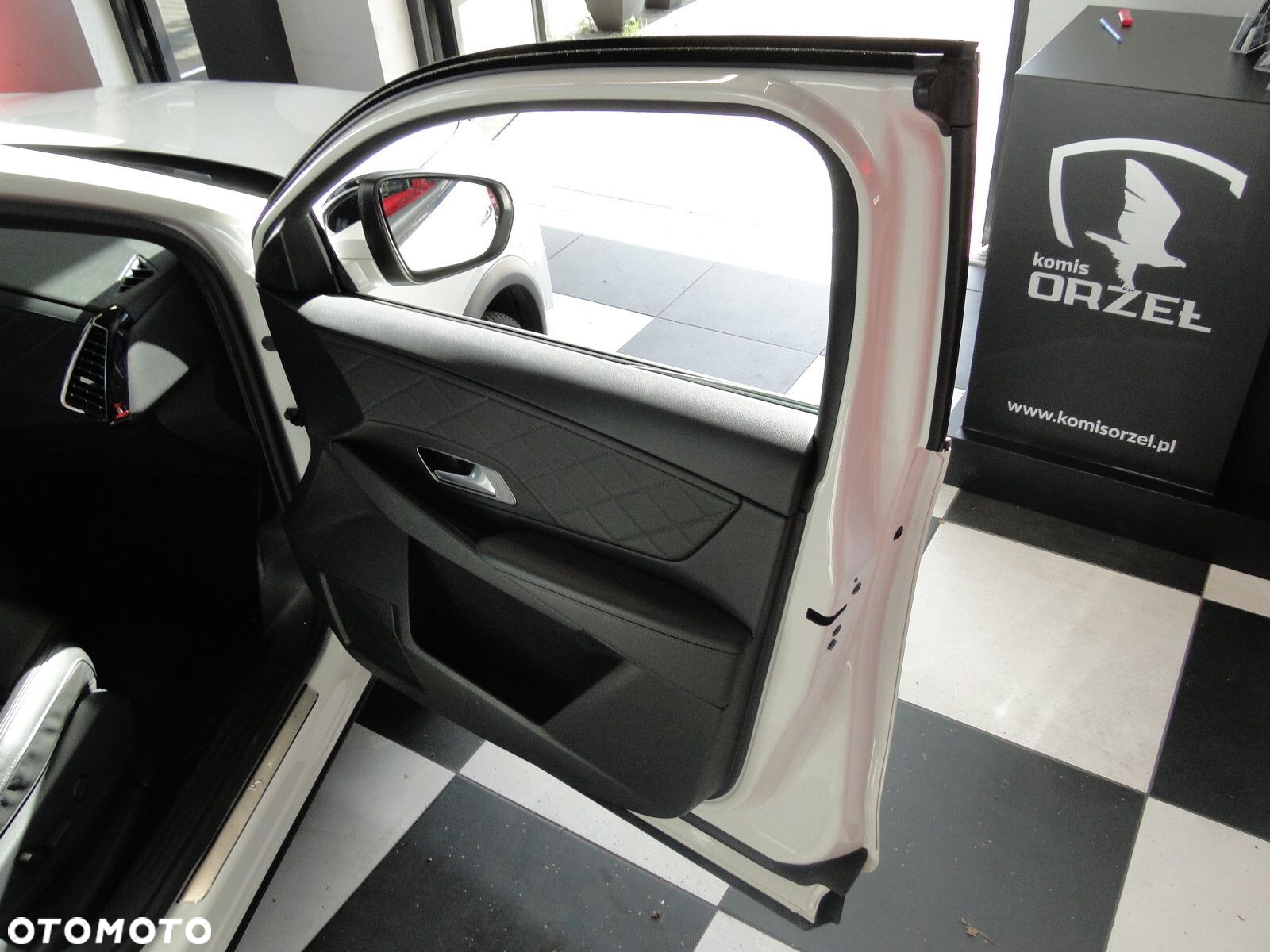 DS Automobiles DS 7 Crossback - 15