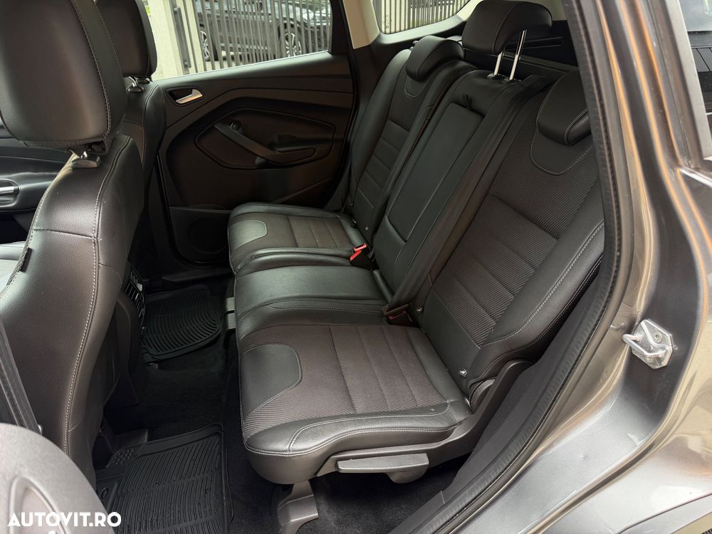 Ford Kuga 2.0 TDCi 2x4 Trend - 17