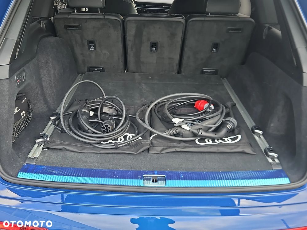 Audi Q7 55 TFSI mHEV Quattro S Line Tiptr - 16