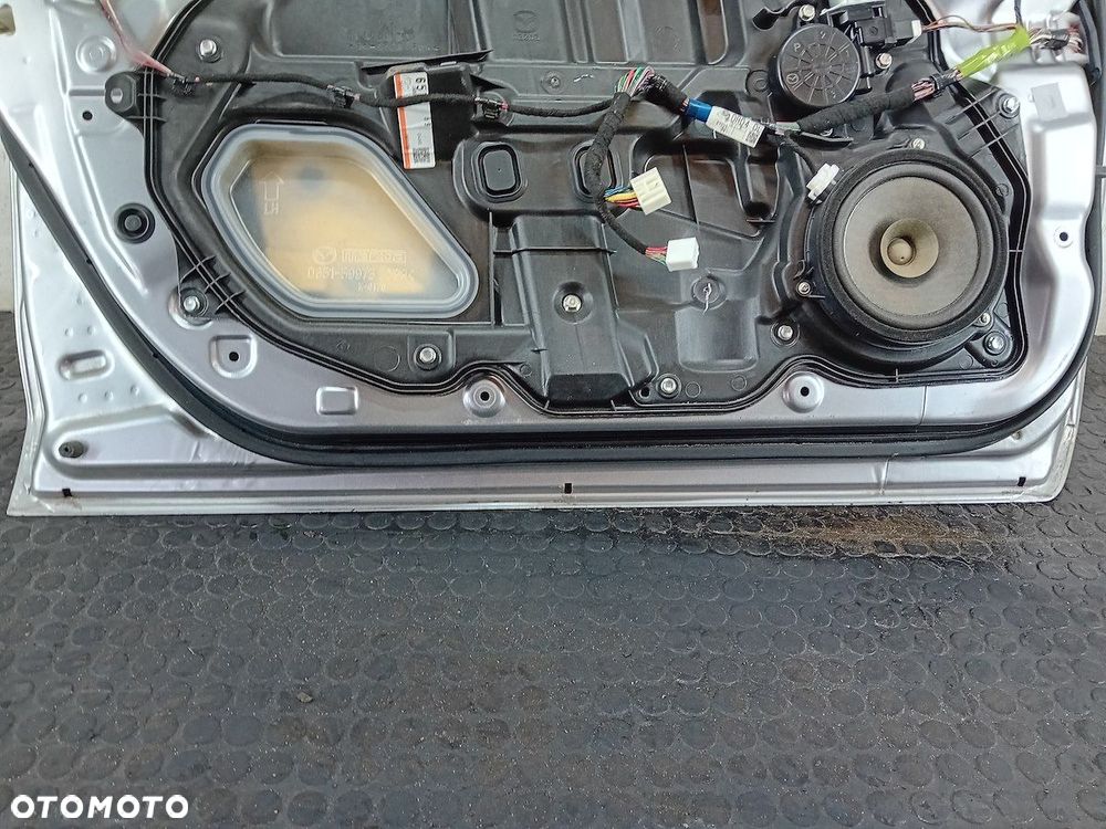 DRZWI PRZÓD LEWY  MAZDA 2 II 38P - 12