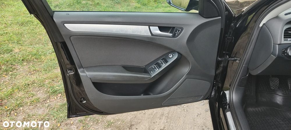 Audi A4 Avant 2.0 TDI DPF S line Sportpaket - 19