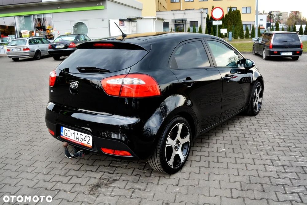 Kia Rio 1.2 Attract - 4