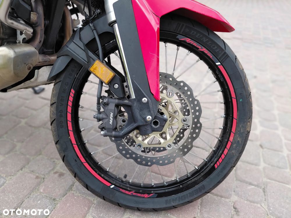 Honda CRF - 9
