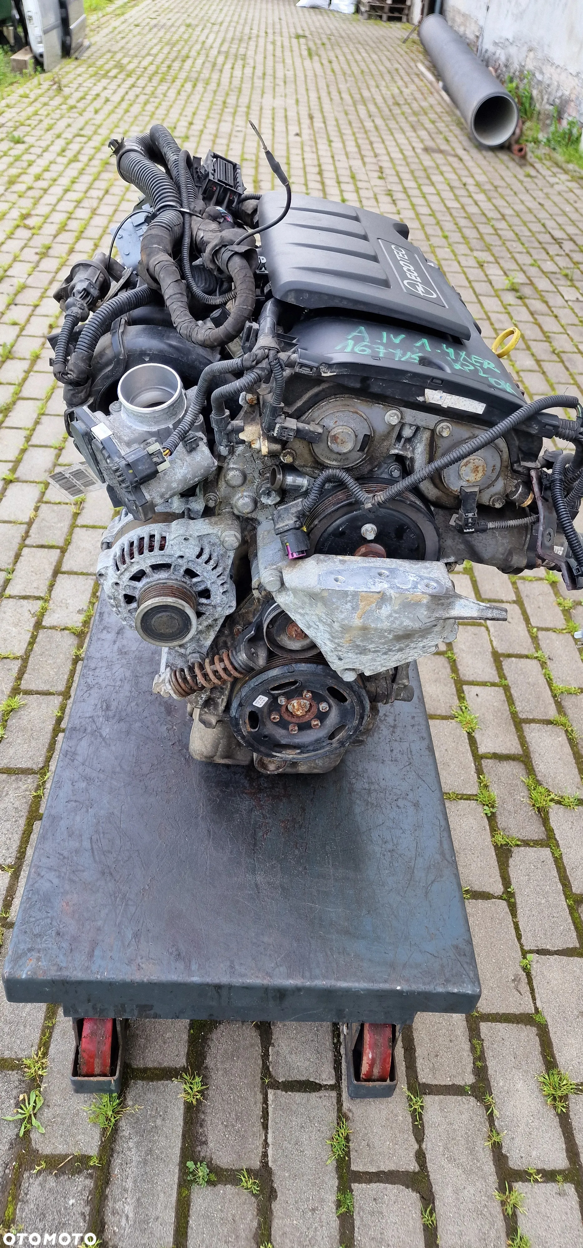 SILNIK  A14XER OPEL ASTRA IV J - 3
