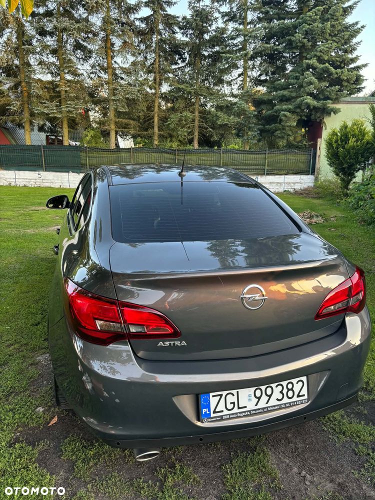 Opel Astra 1.4 T Active - 1