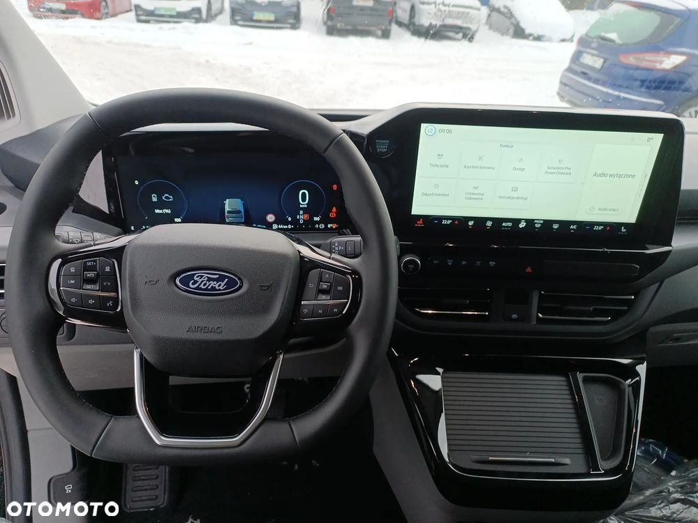 Ford Tourneo Custom 2.5 PHEV CVT 340 L2 Titanium X - 13