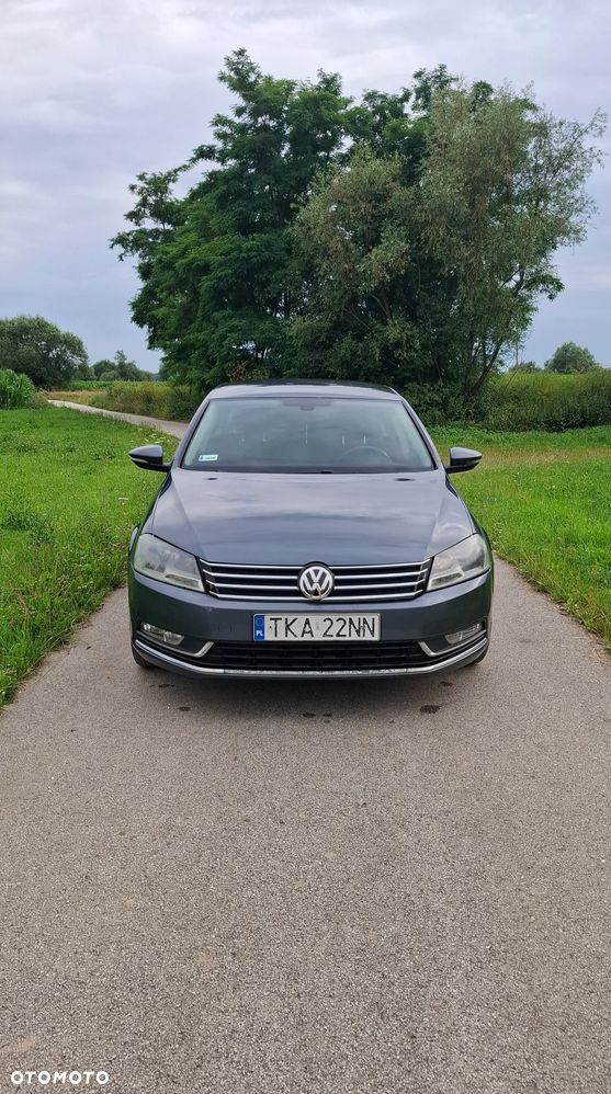 Volkswagen Passat 2.0 TDI Comfortline - 6