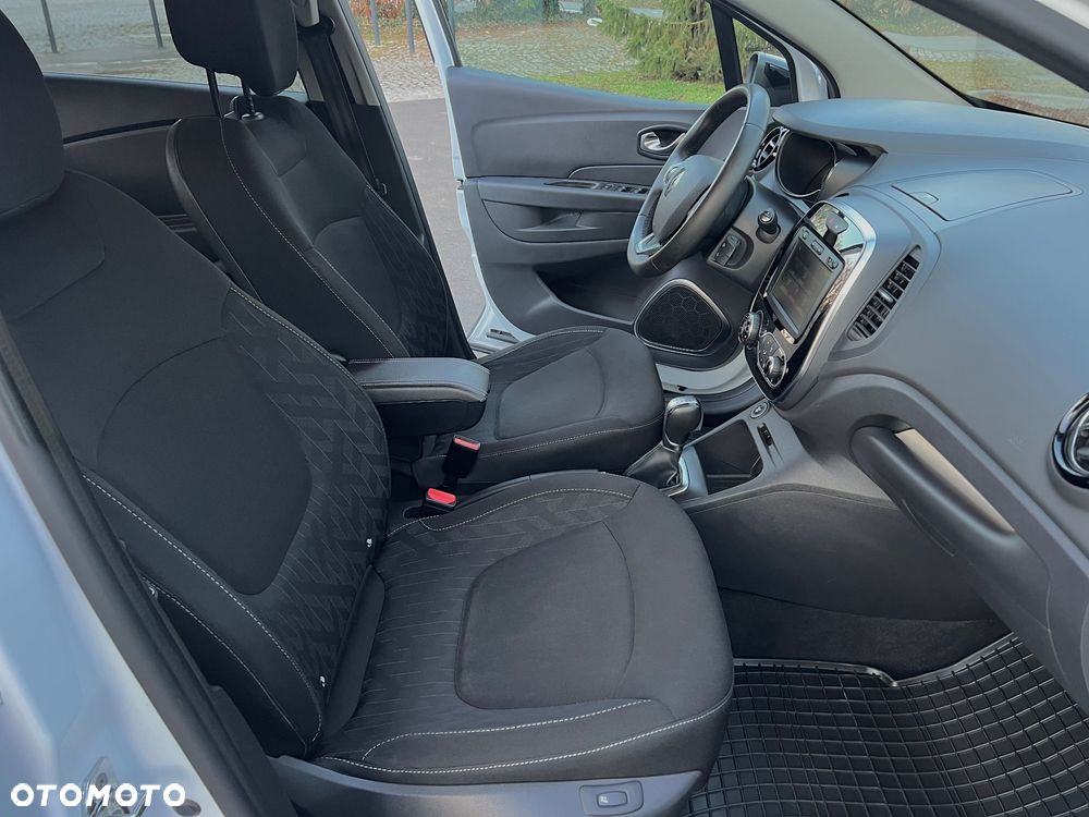 Renault Captur - 25