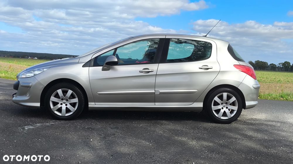 Peugeot 308 - 4