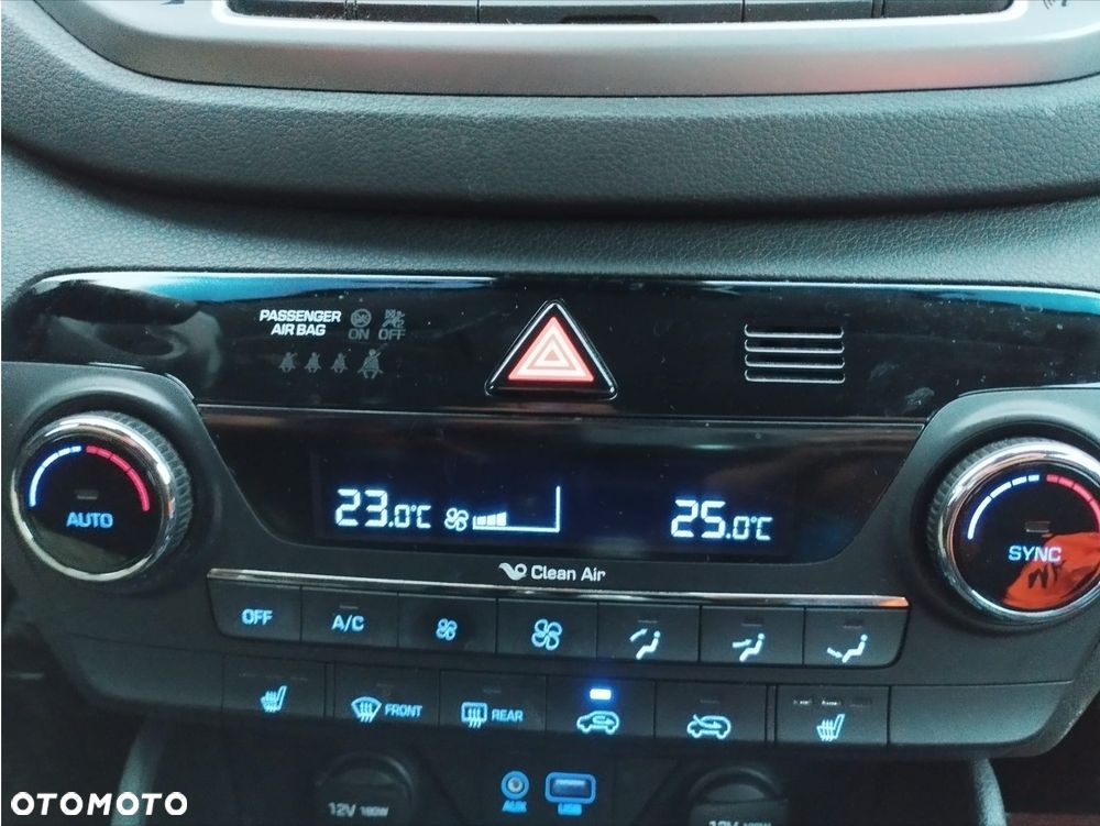 Hyundai Tucson 2.0 CRDI Style 4WD - 11