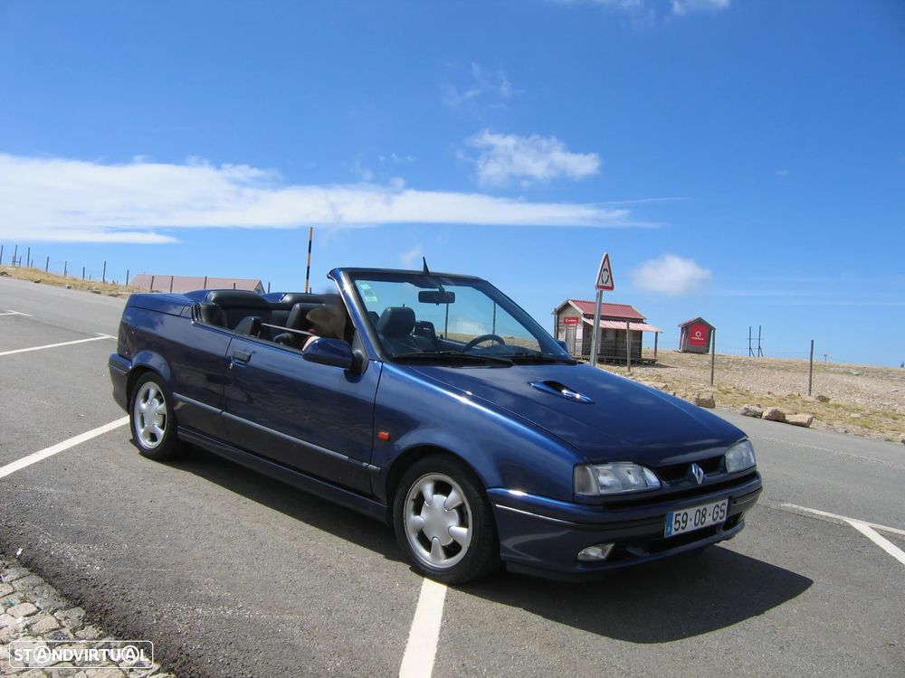Renault 19 Cabriolet 1.8 - 41