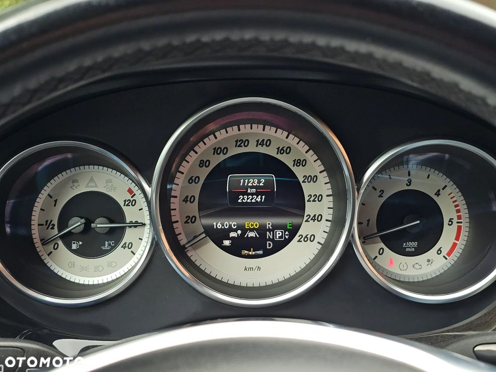 Mercedes-Benz CLS 350 CDI 4-Matic BlueEff - 17