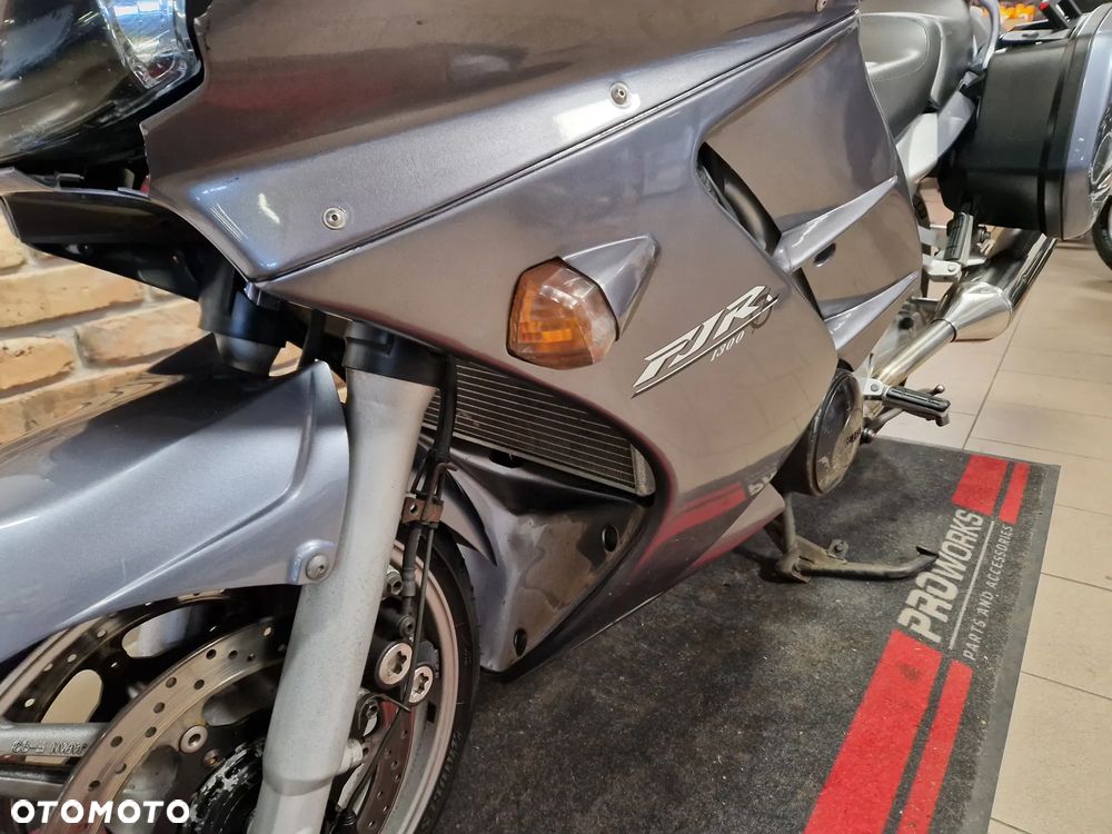 Yamaha FJR - 20