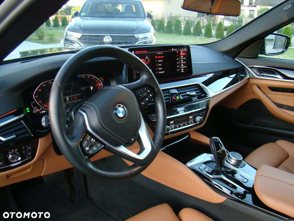 BMW Seria 5 520d xDrive mHEV Luxury Line sport - 25