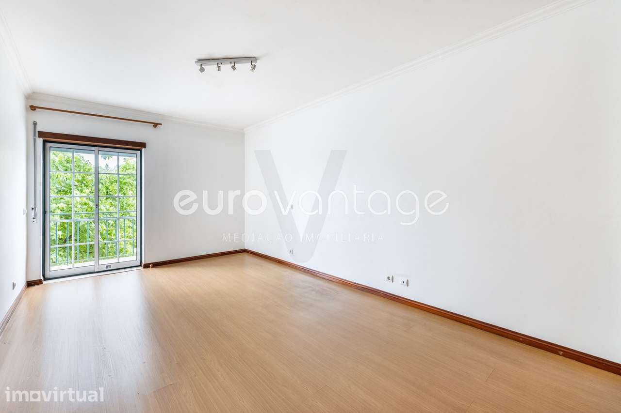 Apartamento T3 c/ Sótão & Parqueamento | Telheiro, Leiria - Grande imagem: 4/48