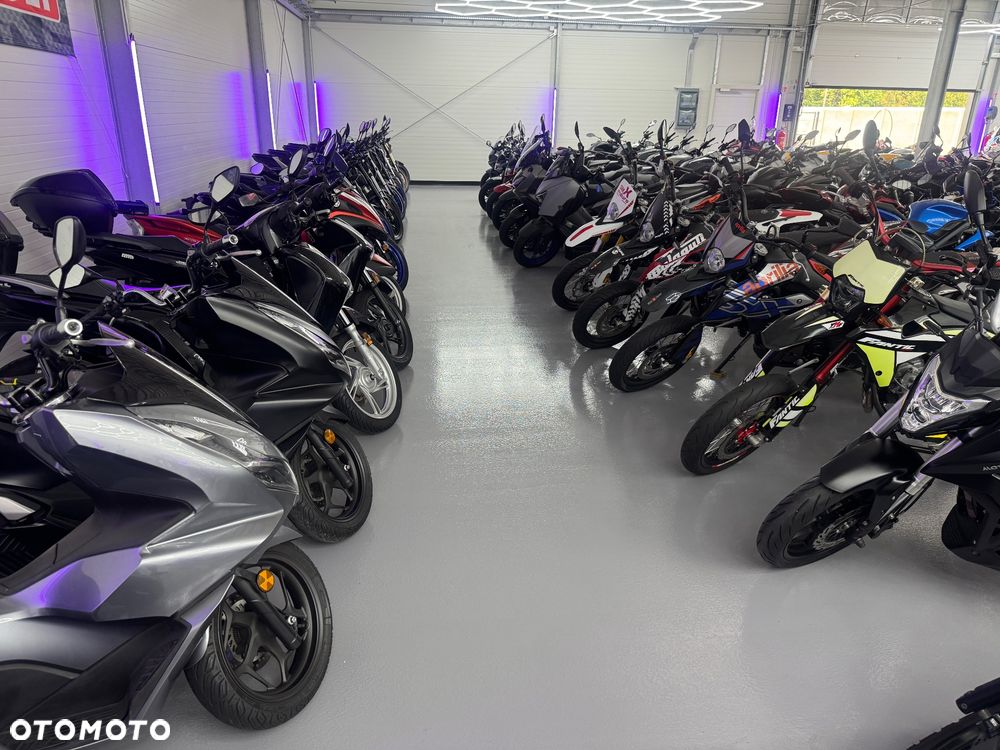 Suzuki GSX - 40