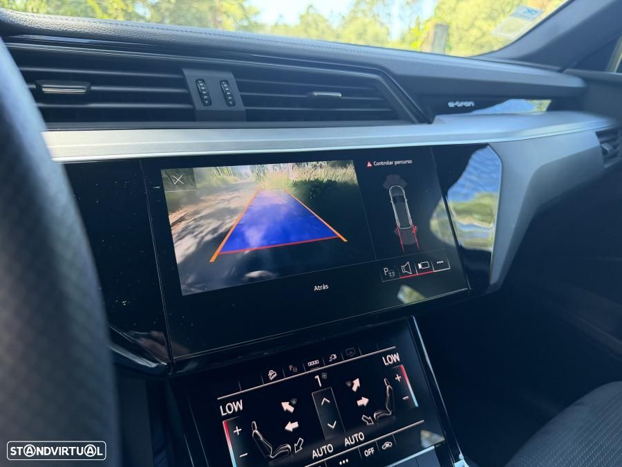 Audi e-tron 50 quattro S line - 24
