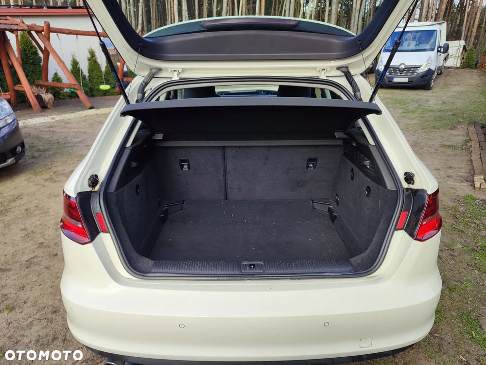 Audi A3 Sportback 2.0 TDI S tronic Ambition - 12