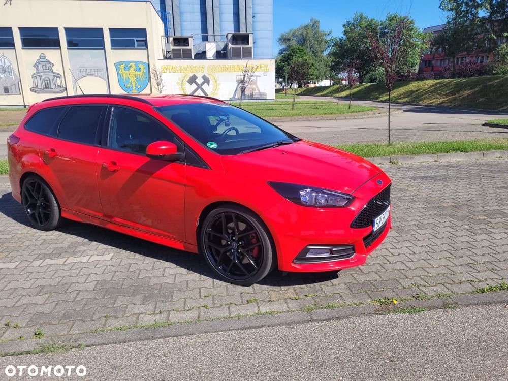 Ford Focus 2.0 EcoBoost ST - 6