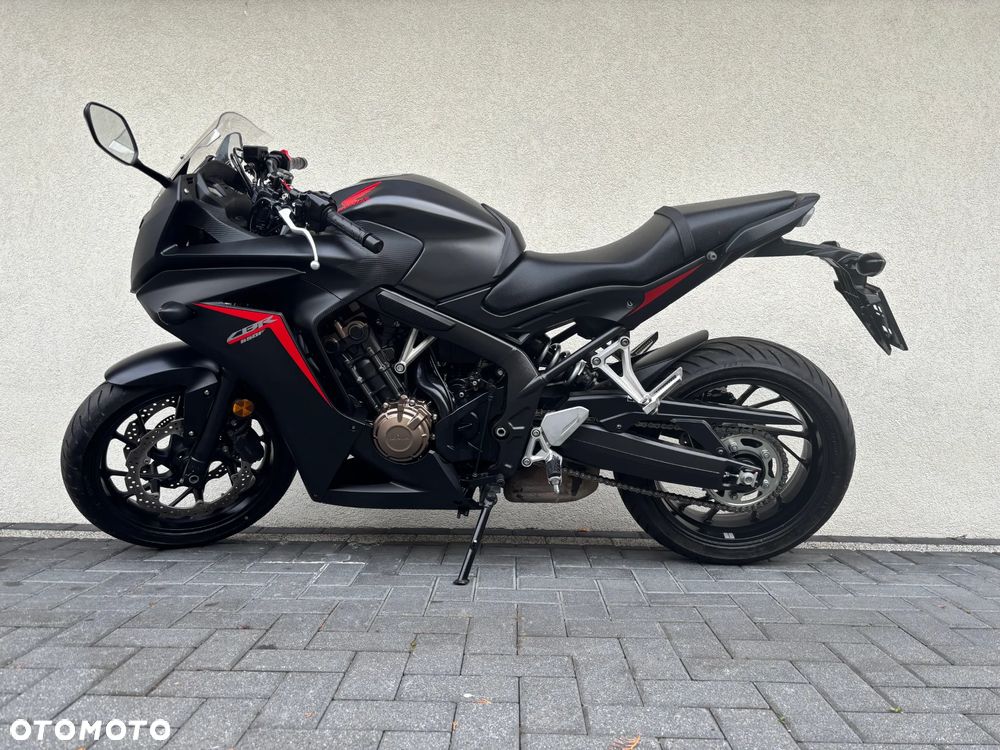 Honda CBR - 1