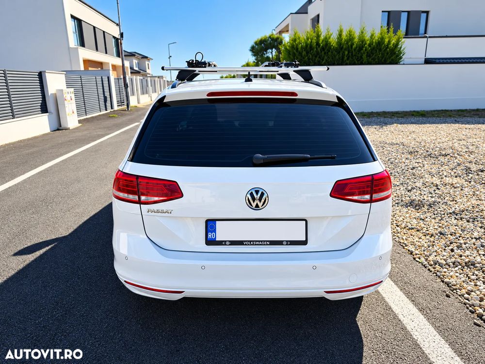 Volkswagen Passat - 4