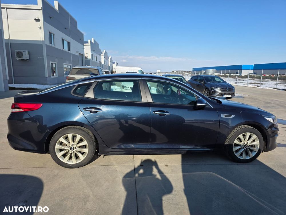 Kia Optima 1.7 DSL 7DCT Comfort - 8