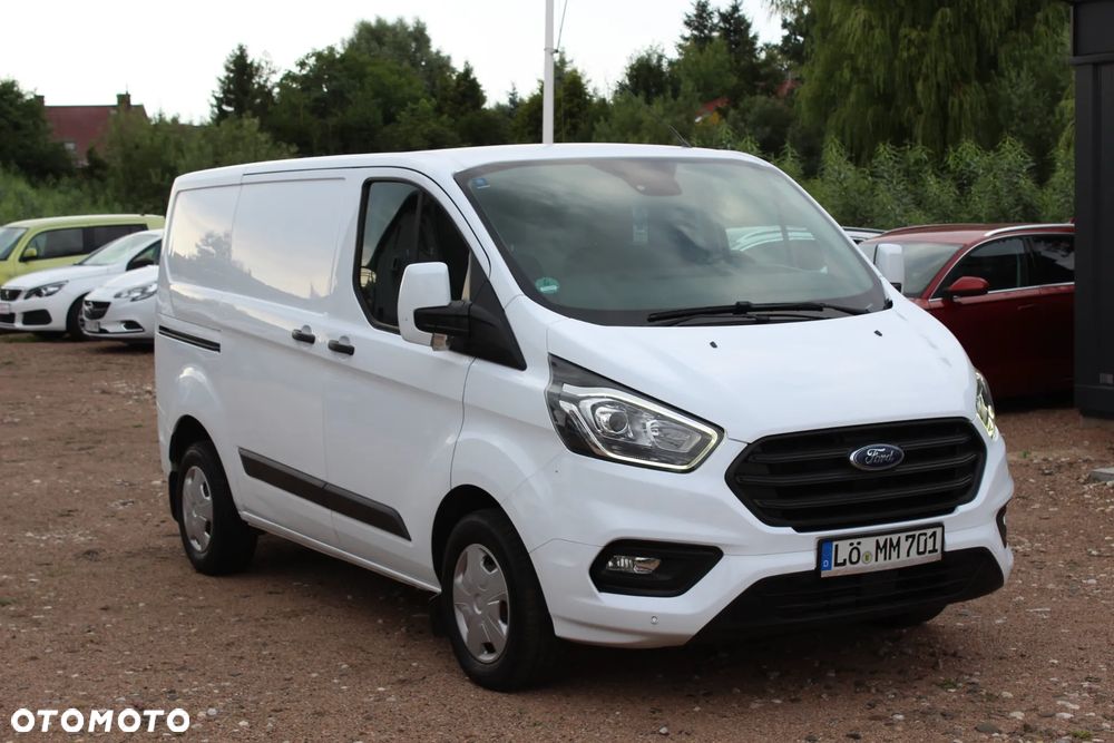 Ford TRANSIT CUSTOM - 3