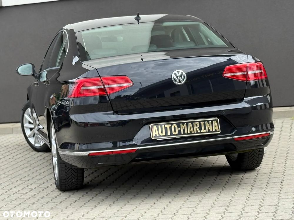 Volkswagen Passat Variant 1.6 TDI SCR DSG Comfortline - 19