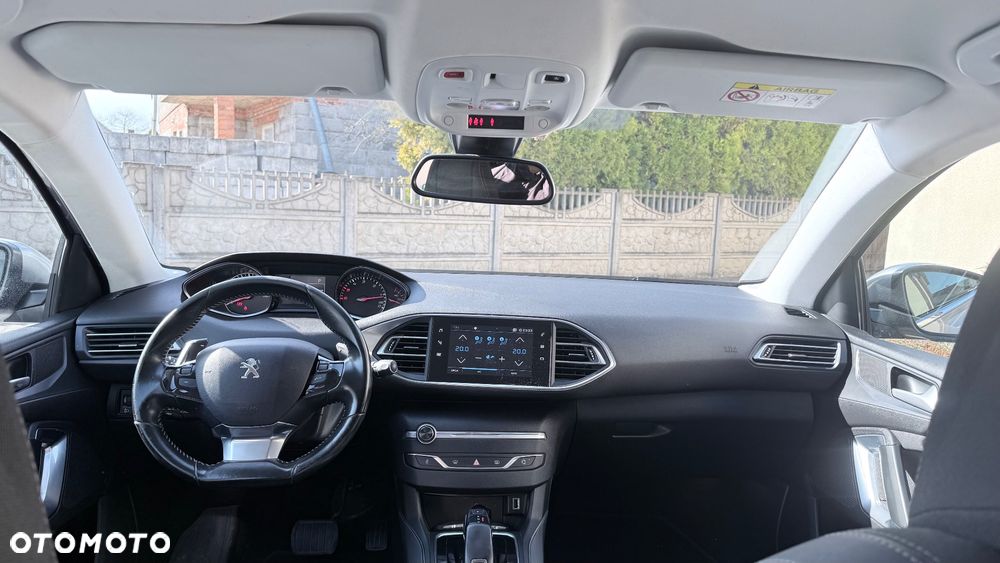 Peugeot 308 BlueHDi 130 EAT8 Stop & Start Allure - 14