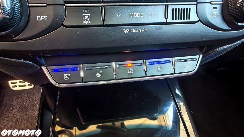Kia Sorento - 10