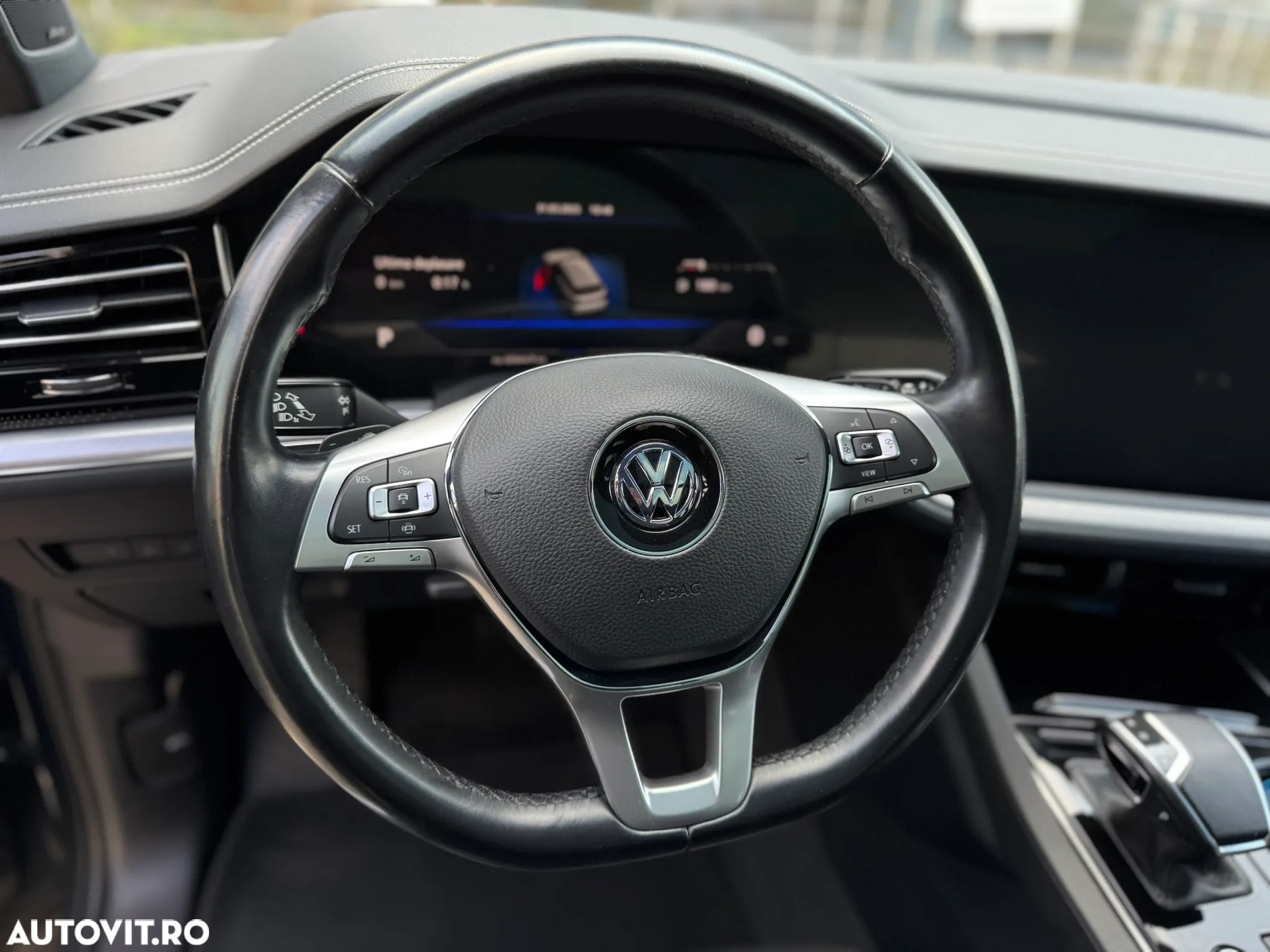 Volkswagen Touareg V6 TDI Elegance - 29
