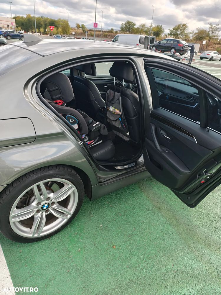 BMW Seria 5 525d xDrive AT - 20