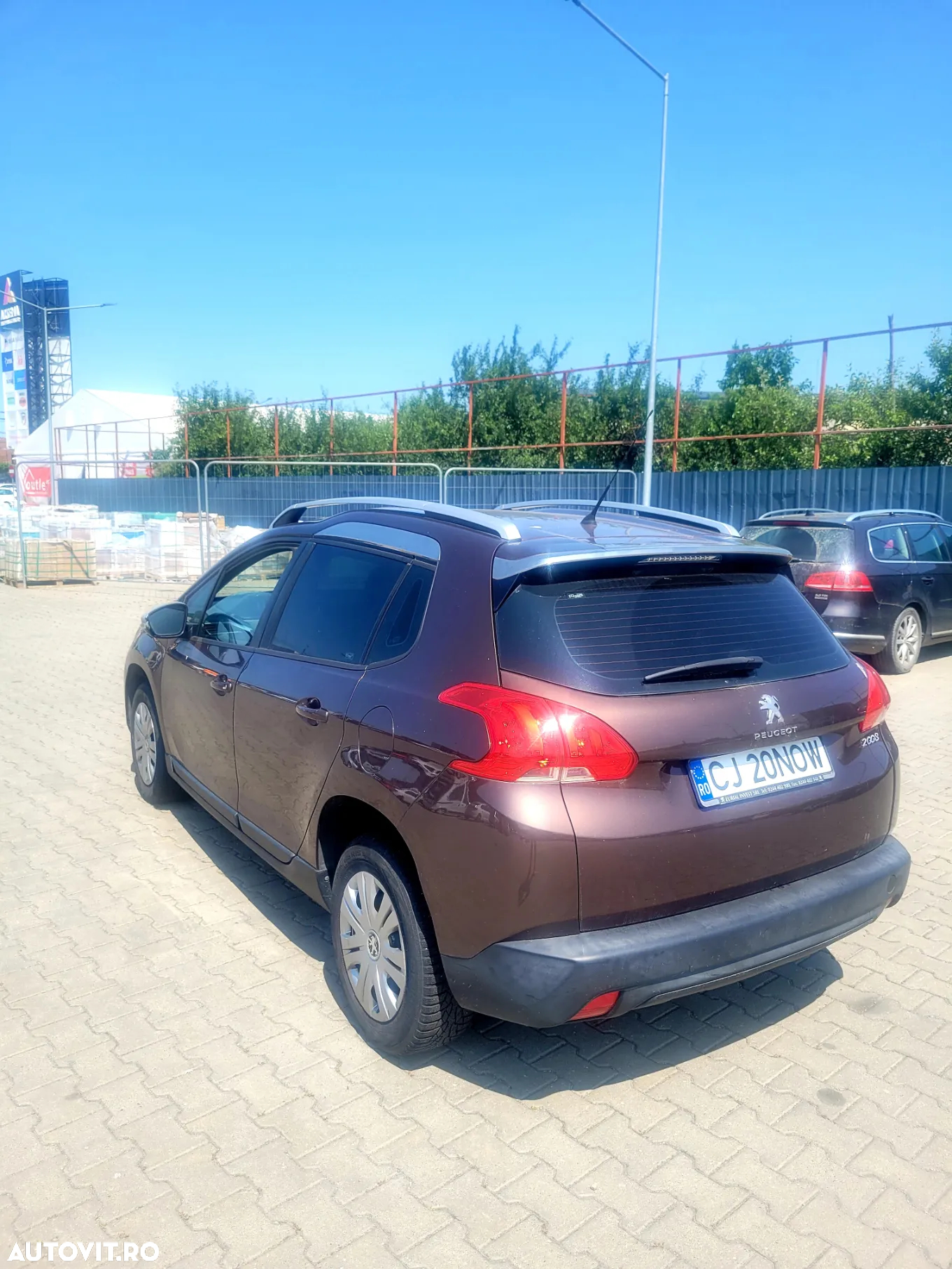 Peugeot 2008 - 4