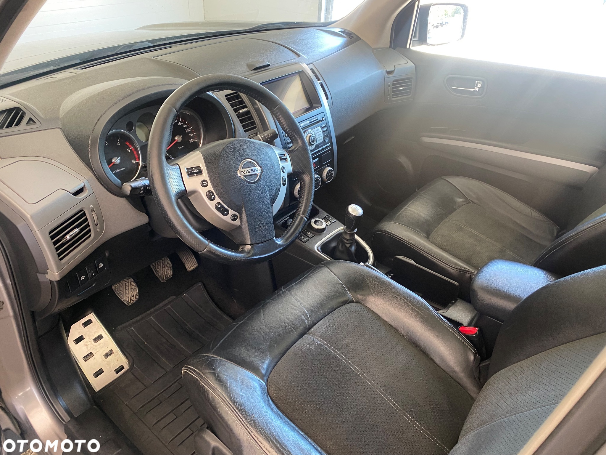 Nissan X-Trail 2.0 dCi 4x4 DPF Platinum - 12