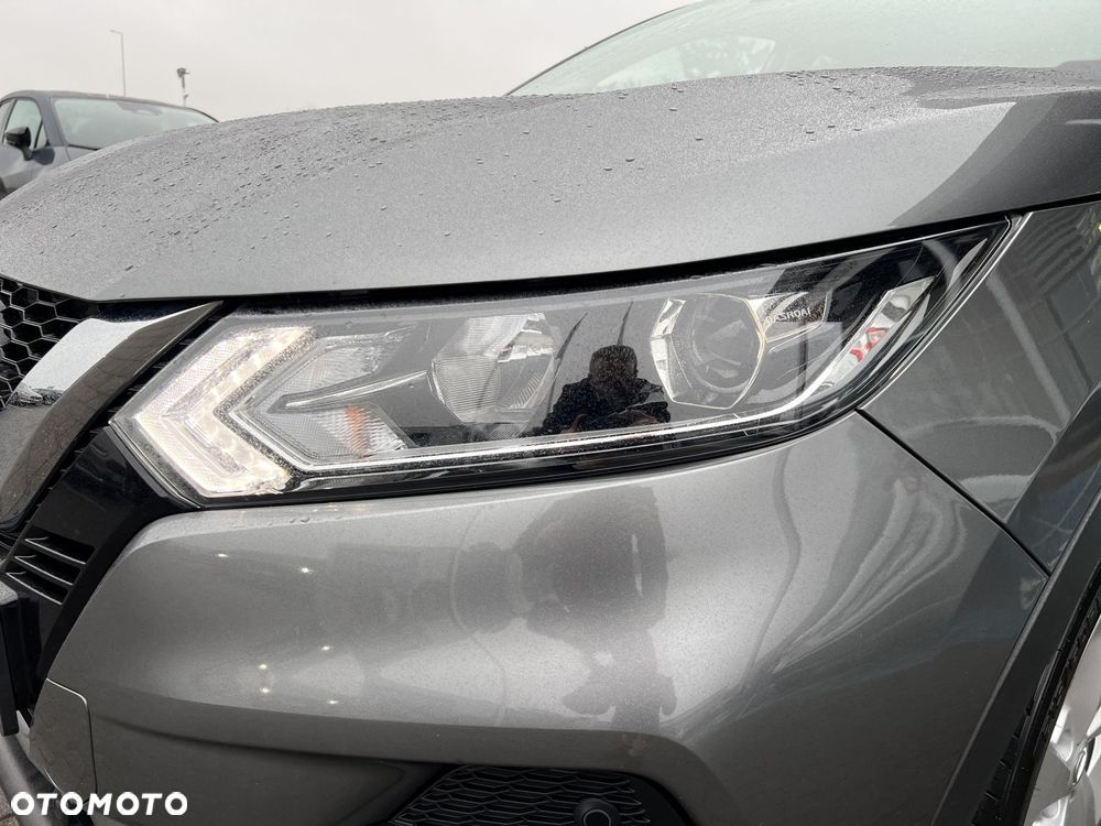 Nissan Qashqai 1.3 DIG-T Acenta DCT - 24