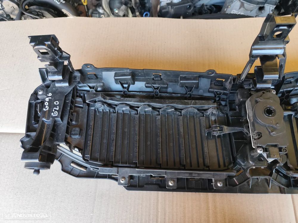 BMW 3 G20 GRELHA FRENTE - G096 - 4