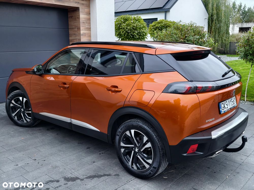 Peugeot 2008 1.2 PureTech Allure S&S EAT8 - 29