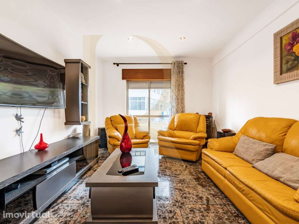 Apartamento com marquise na Amora - Seixal - Grande imagem: 2/30